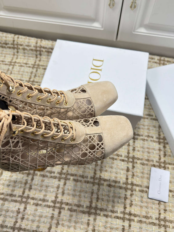 CD 26s Lace Up Ankle Boots 80mm In Beige Openwork Lace Suede Gold Heel