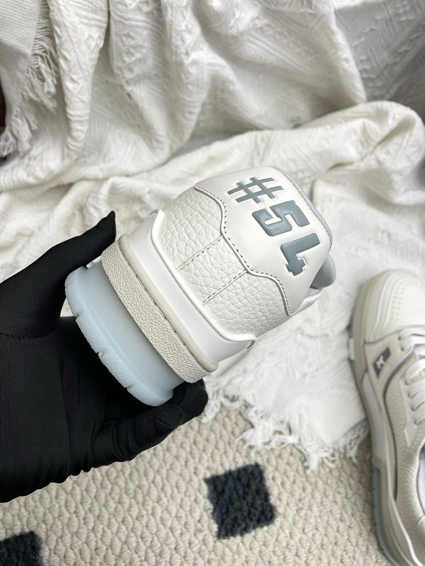 LV Trainer Sneaker Off White Cowhide 611158