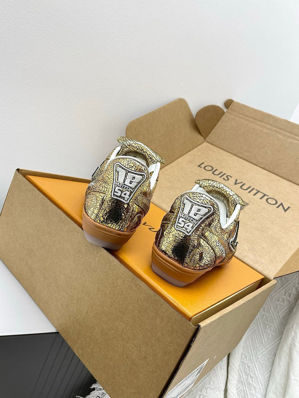 LV Footprint Sneaker Gold Metalic Leather 611172