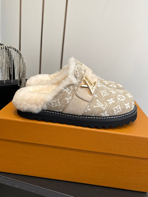 LV Cosy Flat Slippers Comfort Clog Beige Leather  Monogram Fur 533469