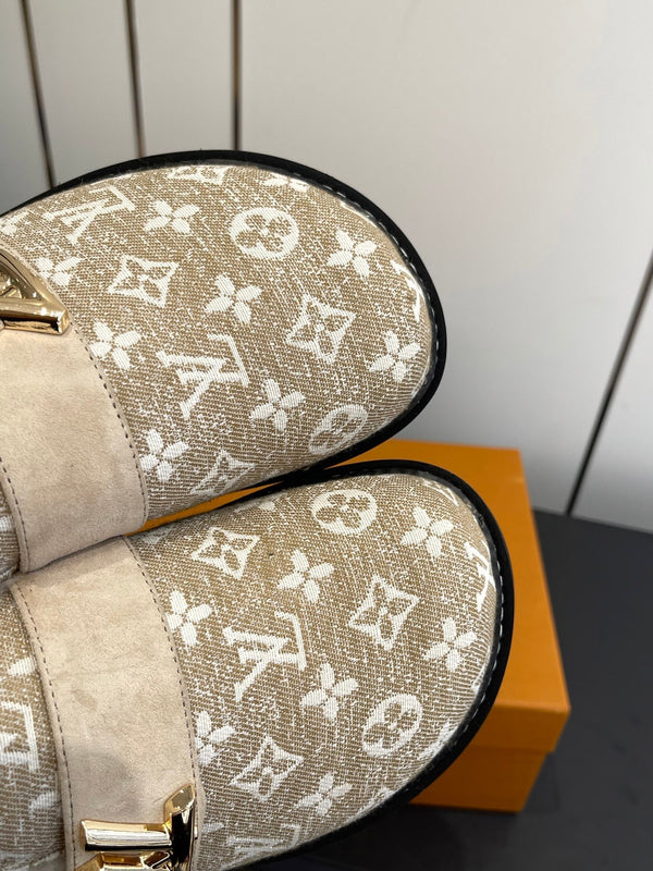 LV Cosy Flat Slippers Comfort Clog Beige Leather  Monogram Fur 533469