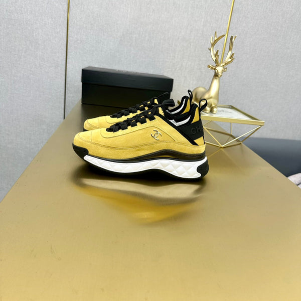 CC 26s Low-Top Chunky Sneakers Yellow Suede Mesh Textile 980822