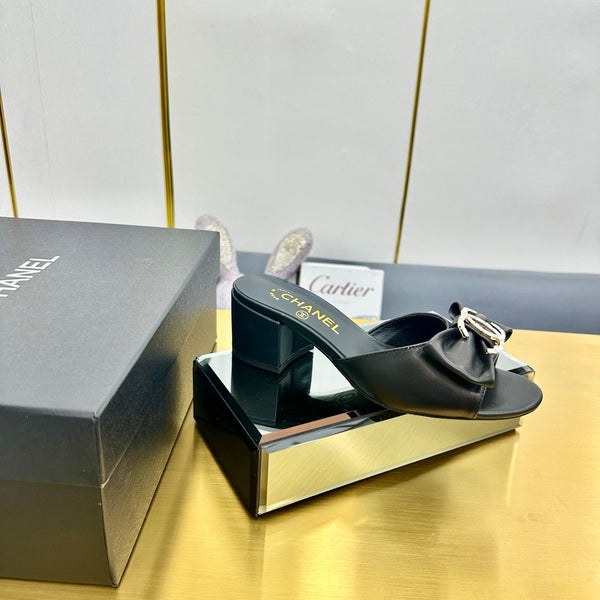 cc 25 bow mule sandal 50mm black sheepskin 238478