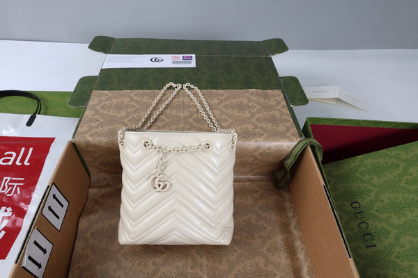 GG 26s Marmont Nano Bucket Bag 17cm Ivory Quilted Leather