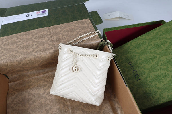 GG 26s Marmont Nano Bucket Bag 17cm Ivory Quilted Leather