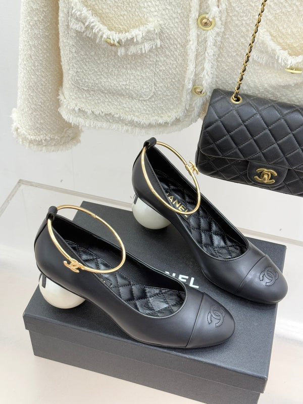 CC 26C Ribbon Camellia Mary Jane With Giant Pearl Black Lambskin