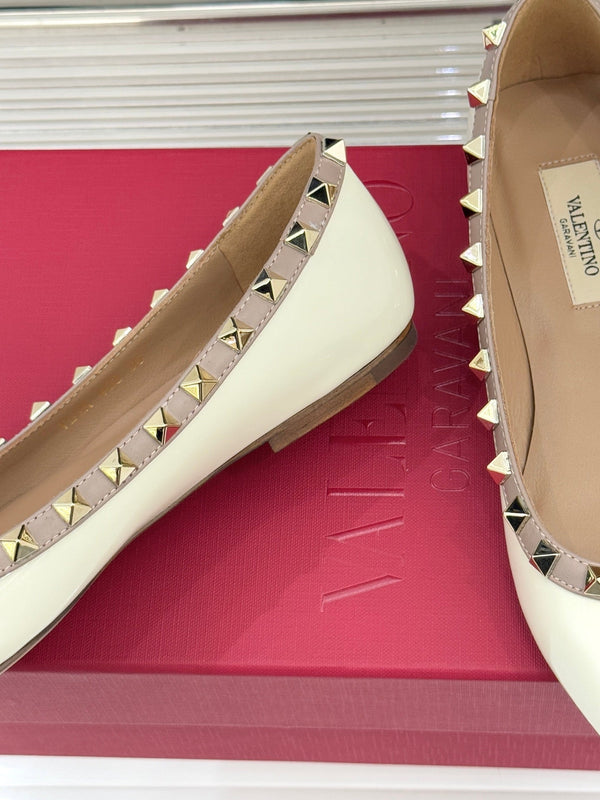 Valentino Rockstud Ballet Flat White Sheepskin 642998