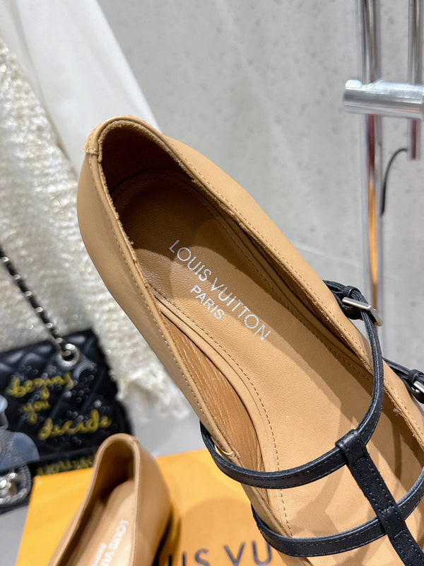LV 6AM Flat Ballerina Beige Calfskin 610739
