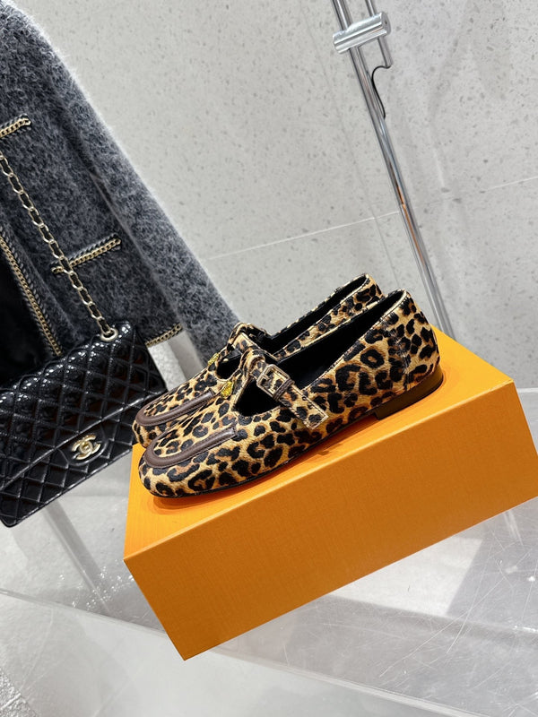 LV Soho Flat Loafer Black Yellow Leopard Horsehair 610855