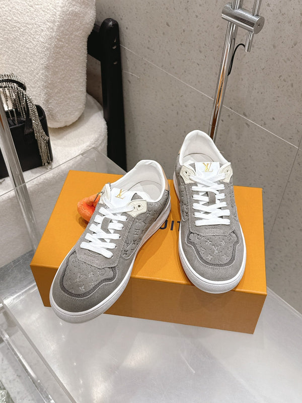 LV Stadium Sneaker Grey Suede 610788