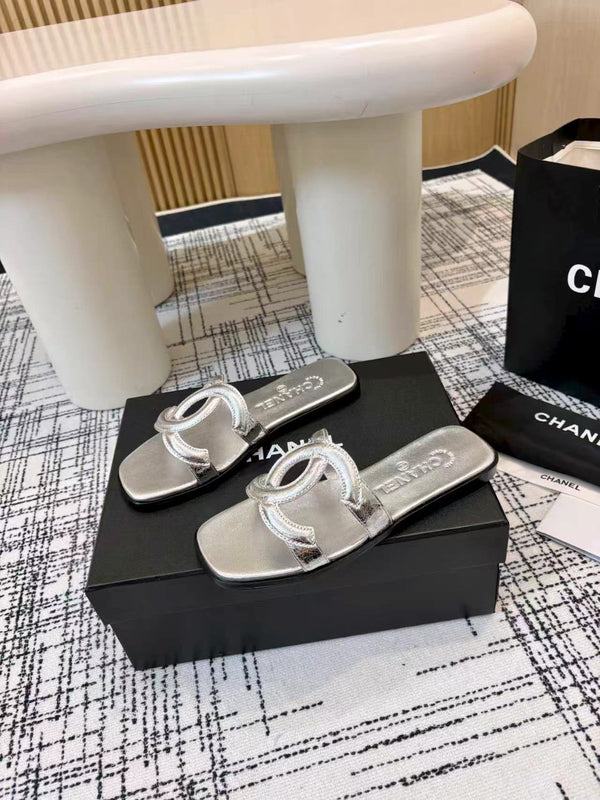 CC 26s Open-toe Sandal Sliver Sheepskin 681939