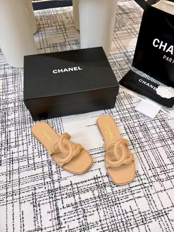 CC 26s Open-toe Sandal Beige Sheepskin 681944