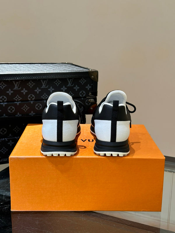 LV SNEAKERS IN WHITE MIX BLACK CALFSKIN AND FABRIC BREATHABLE