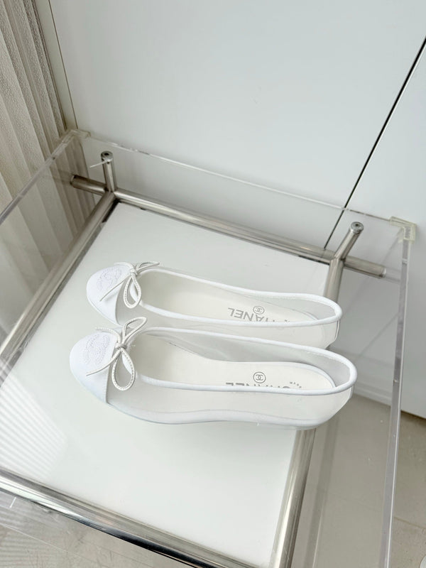 Chanel 2026 Ballet Flat White Mesh Canvas 697399