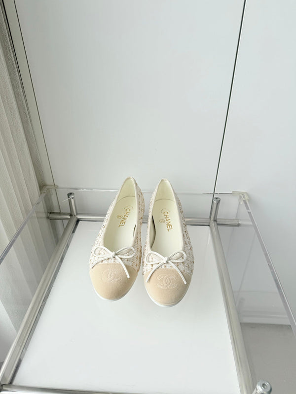 Chanel 2026 Ballet Flat Ivory Tweed Lambskin 697407