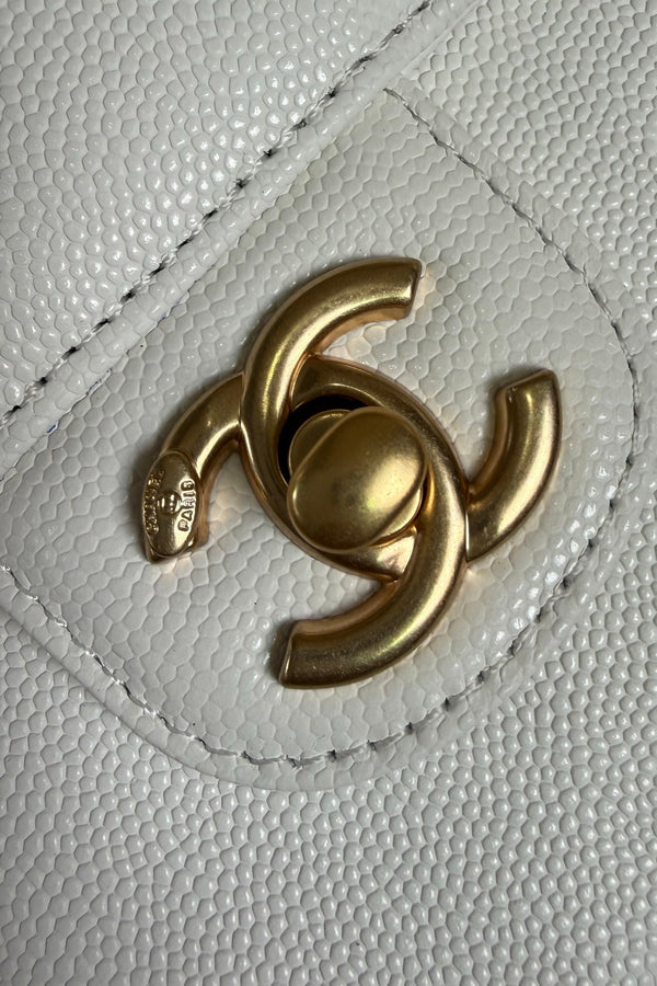 Chanel 26 Shoulder Bag 22 White Caviar Leather