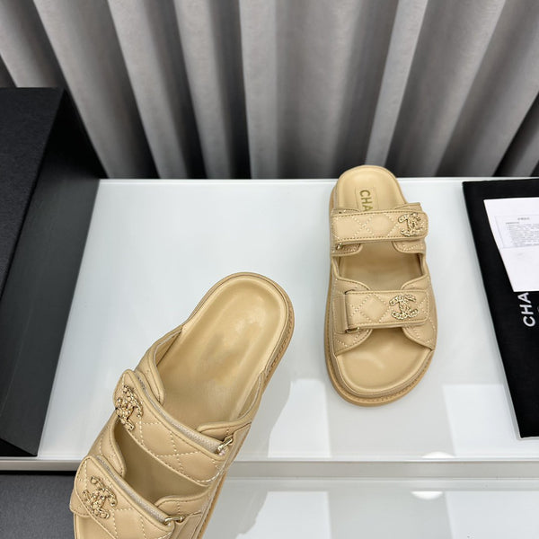 dad sandals beige lambskin mules