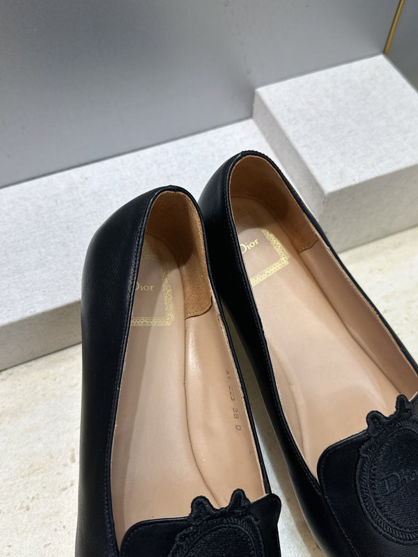 CD 26s Médaillon Loafers Black Leather 118457
