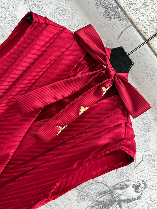LV 25 Ped Pleated Cross Dress Red Polyester