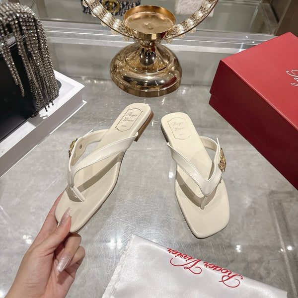 Roger Vivier 26s Thong White Cowhide 679816