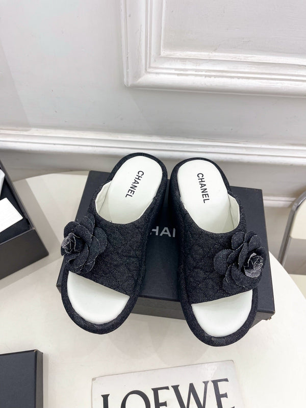 CC 25 Platform Slippers Black Sheepskin 331003