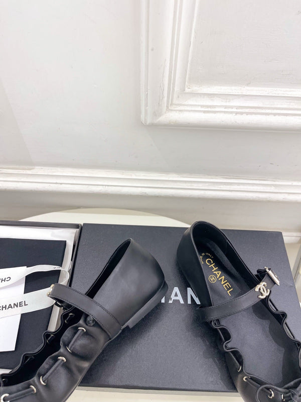 CC 26 SS Ruffled Bow Mary Jane Flats Black Calfskin 586928