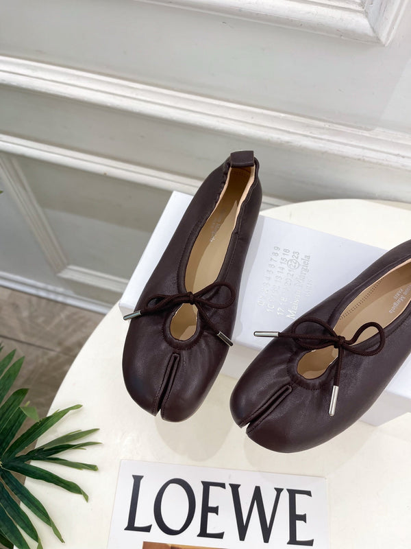 MM 26s Tabi Ballet Flats Chocolate Lambskin 947491