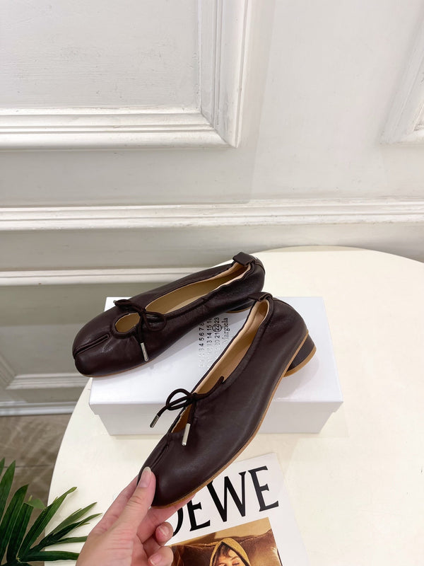 MM 26s Tabi Ballet Flats Chocolate Lambskin 947491