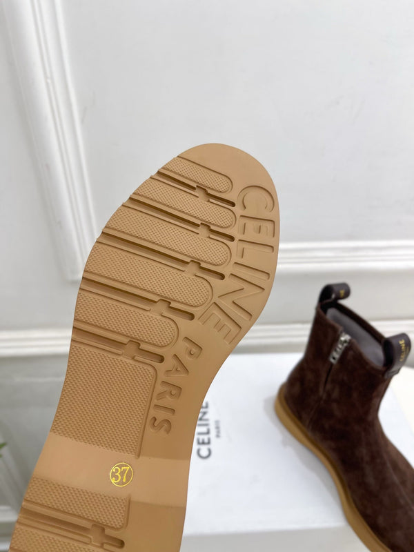 CE 26s Flow Zipped Ankle Boots Coffee Suede 947591