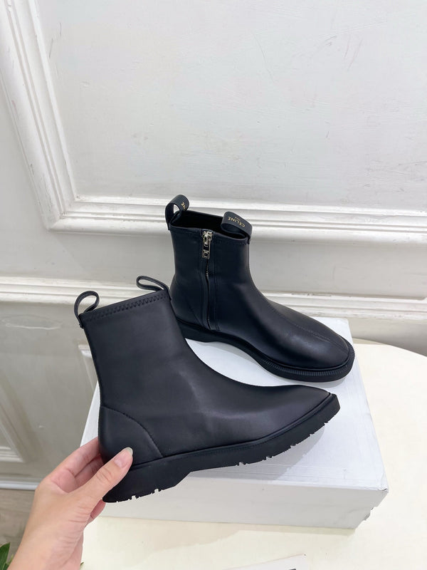CE 26s Flow Zipped Ankle Boots Black Leather 947593