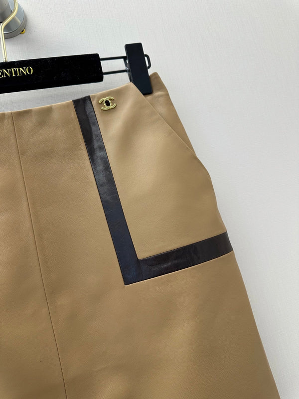 CC Pre ss2026 Skirt Beige Black Lambskin 400336
