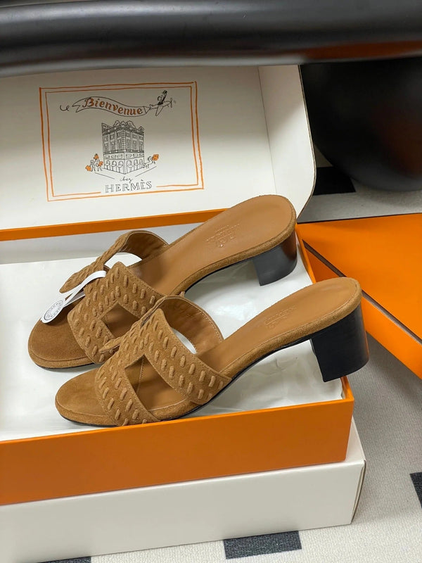 HM 25S ORAN HIGH‑HEEL SANDAL IN LIGHT BROWN SUEDE AND LAMBSKIN