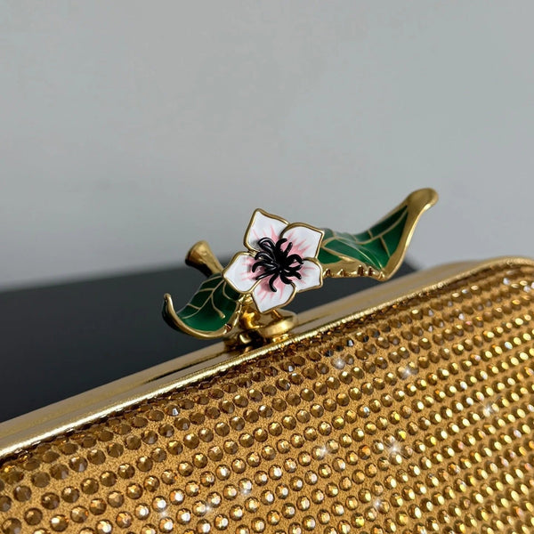 Bottega Veneta 2026 Knot Embellished Clutch 19cm Gold Crystal Leather Minaudière