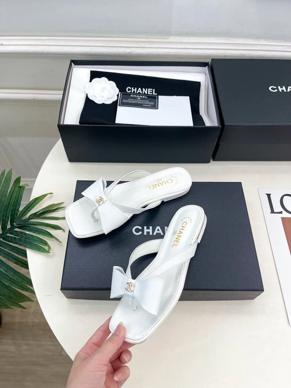 Chanel 2026 Double C Bow Flip-Flops Leather Sheepskin 831454