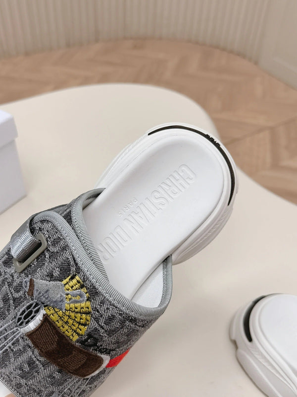 CD 26s Platform Slippers 35 Gray White Canvas Lambskin 643811