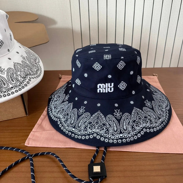 MM BUCKET IN BLACK FABRIC WITH EMBROIDERED PATTERN