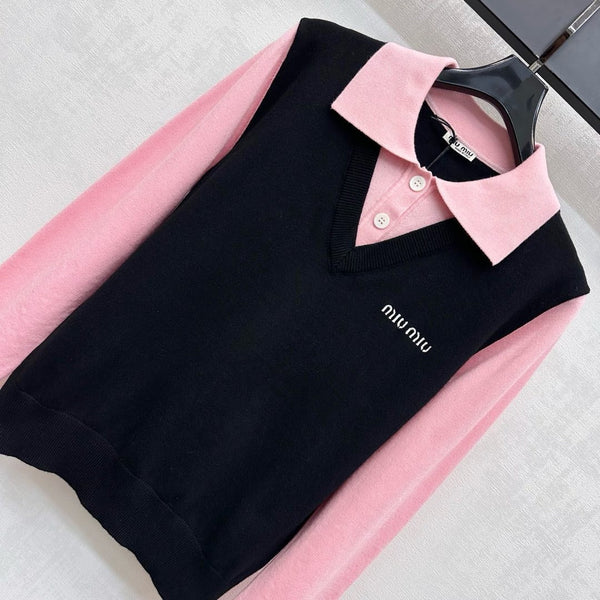 MIUMIU KNITTED SWEATER STYLE 437