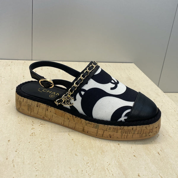 CC 26 Slingback Espadrilles Black Sheepskin Canvas 607462