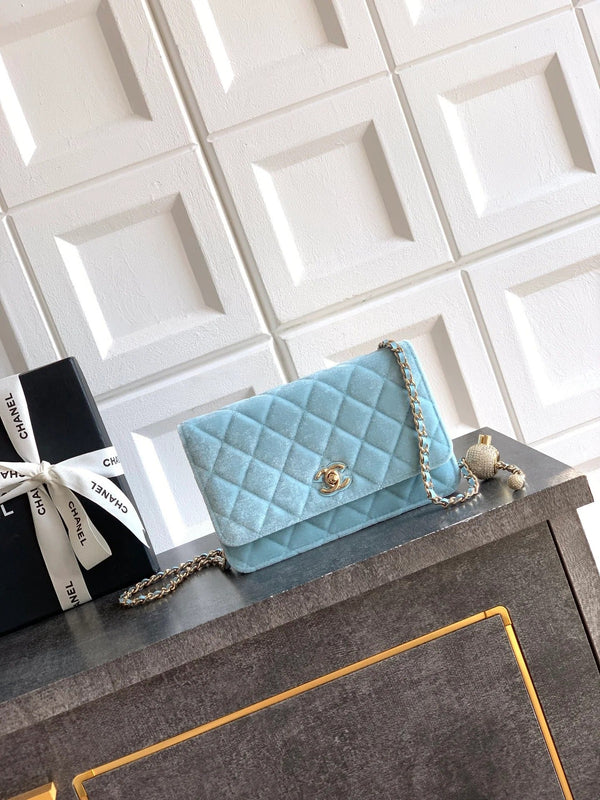 Chanel 2026 WOC Bag 20cm Velvet Leather 331109