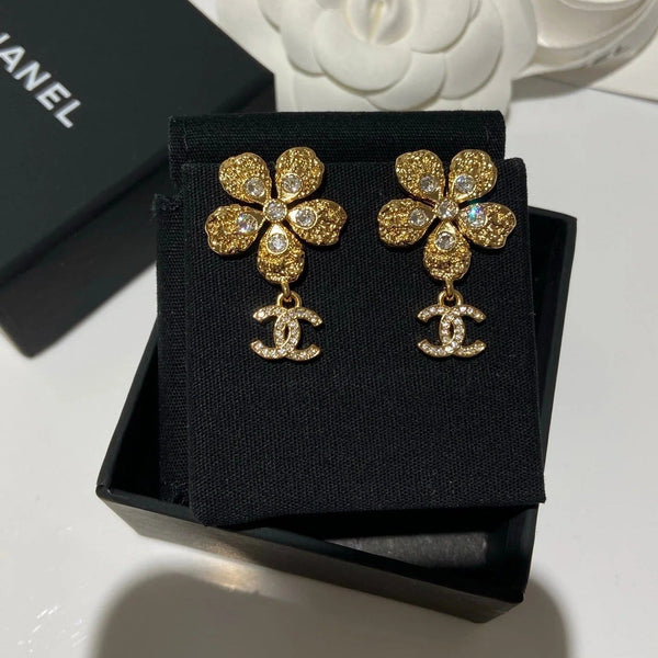 CC Vintage Flower Gold Diamond Earrings