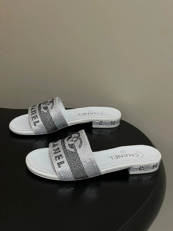 CC 26s Flat Sandals White Gray Sheepskin Rhinestones 649515