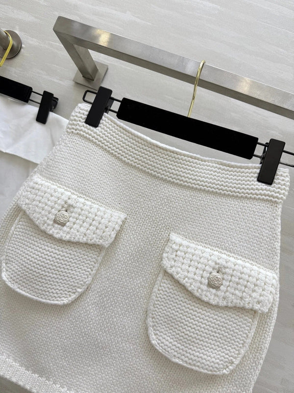 CHANEL 25S MINI SKIRT STYLE 239
