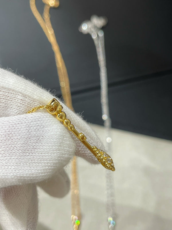 SERPENT BOHEME WATER DROP DIAMOND NECKLACE